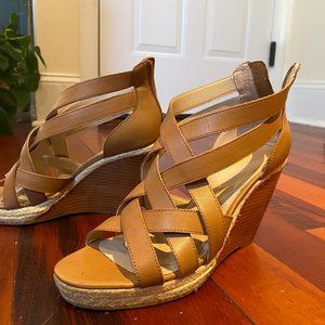 Tahari strappy wedges, sz. 8.5